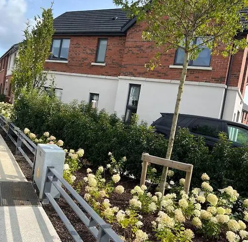 3 Bed Vip Family House