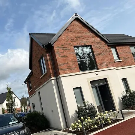 3 Bed Vip Family House *