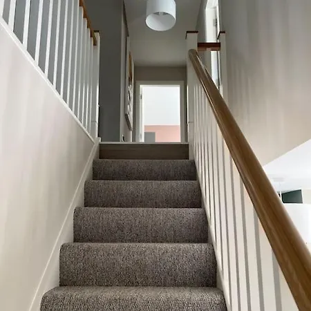 Ferienhaus 3 Bed Vip Family House Dublin