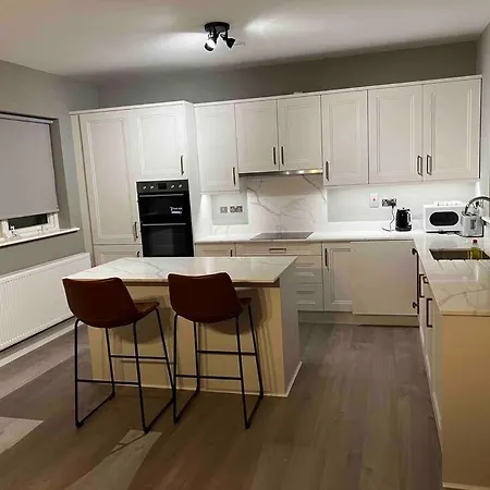 Ferienhaus 3 Bed Vip Family House *