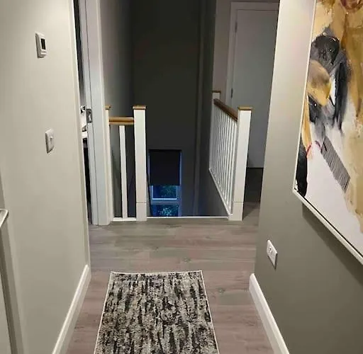 3 Bed Vip Family House