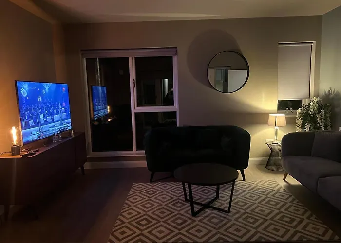 3 Bed Vip Family House * Dublin