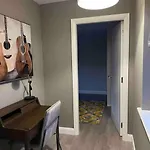 3 Bed Vip Family House Дом отдыха